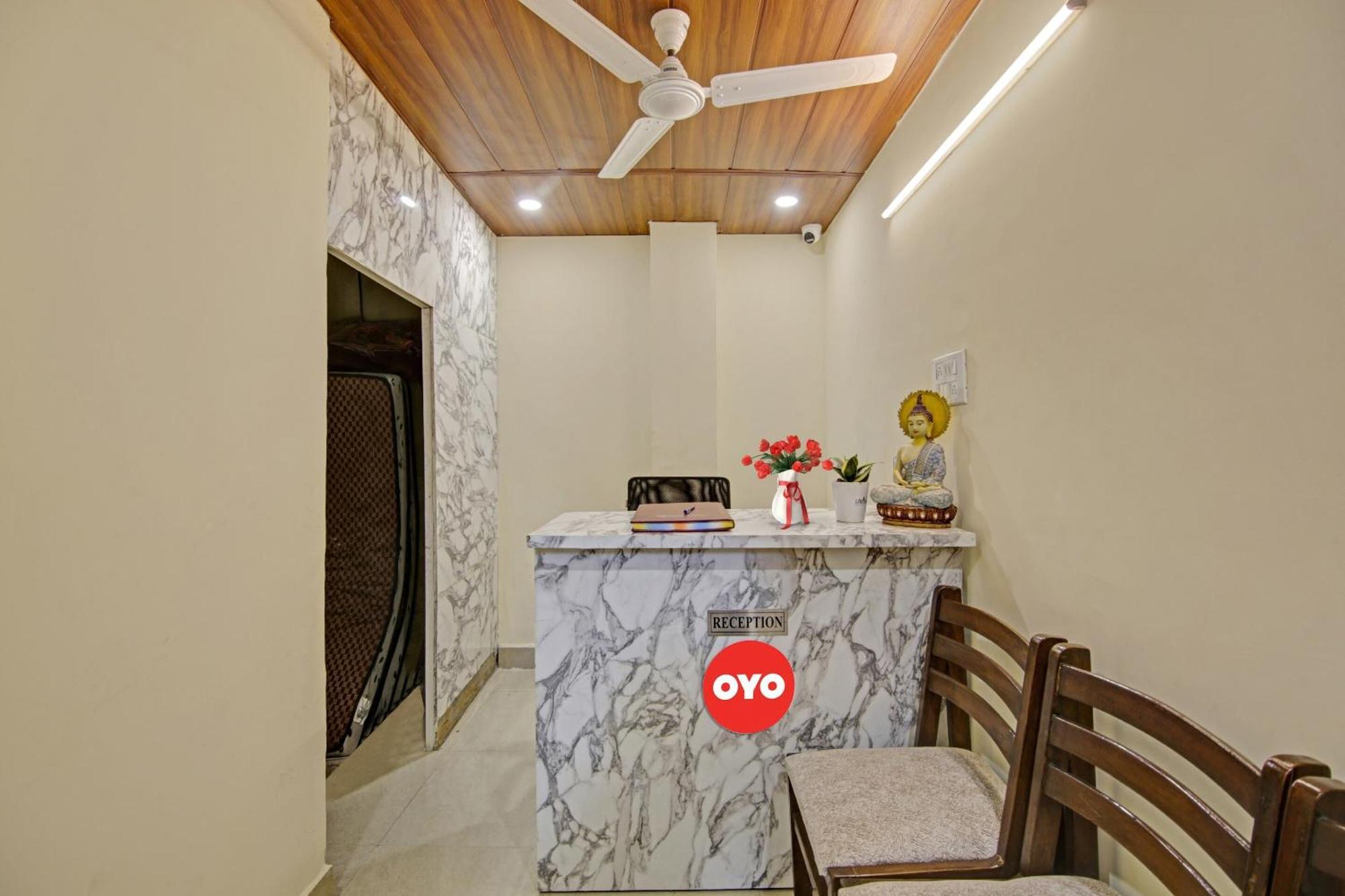 Oyo Flagship 80772 Hotel The Grand Rdc กาเซียบัด ภายนอก รูปภาพ